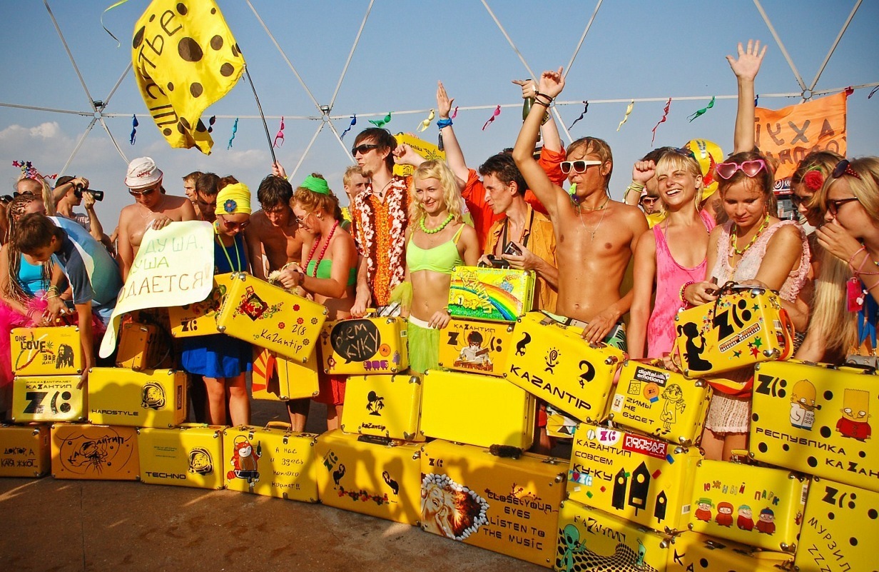 yellow suitcase